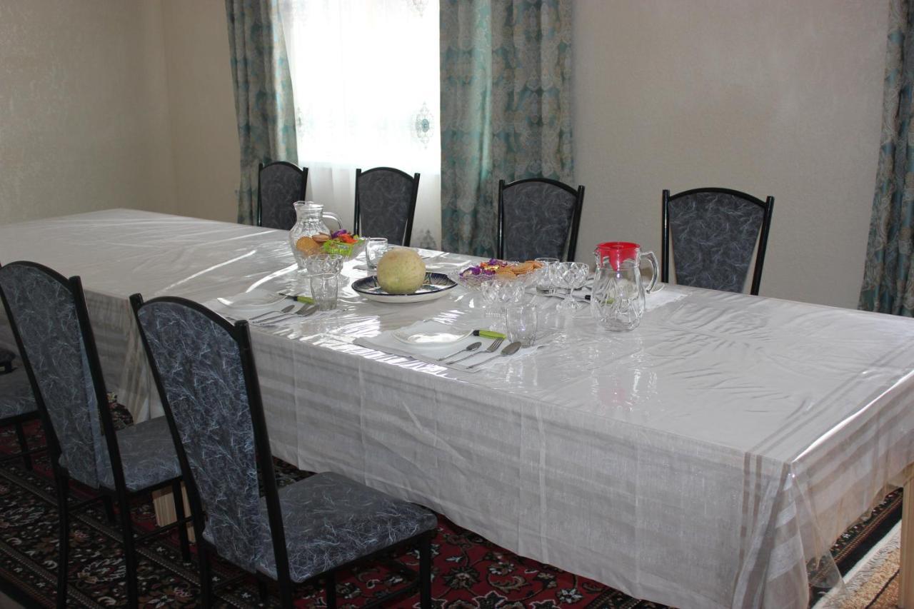 Uz-Anar Guest House Kochkor Bagian luar foto