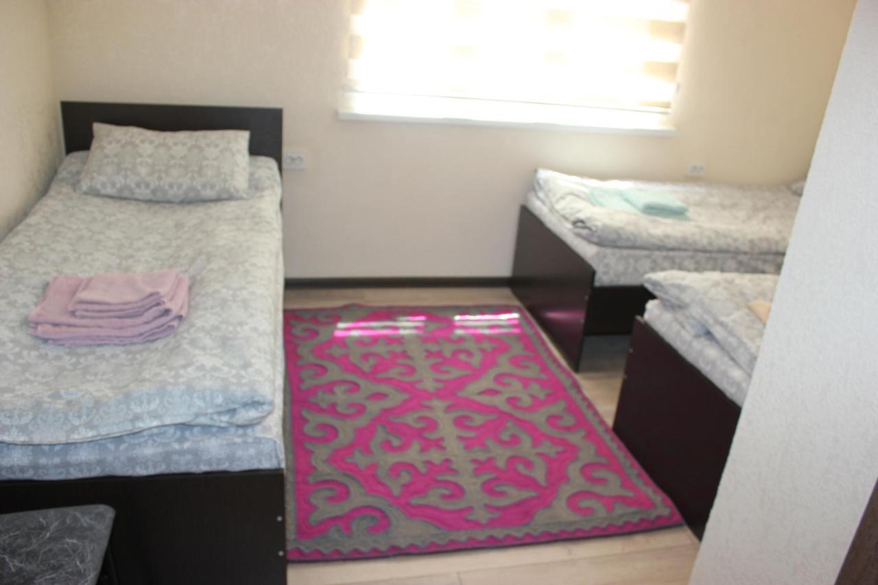 Uz-Anar Guest House Kochkor Bagian luar foto